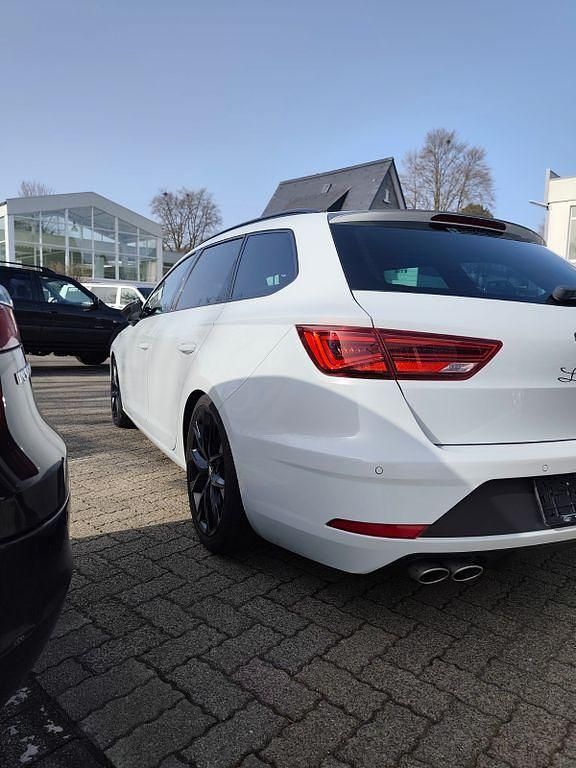 Gebraucht Seat Leon ST FR 131 PS (96 kW) 2020 Weiß Kombi