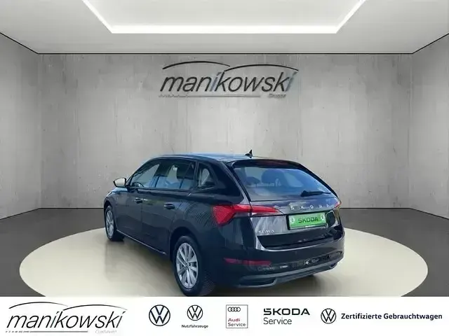 Gebraucht Skoda Scala Clever 110 PS (80 kW) 2023 Schwarzmagic perleffekt Kleinwagen