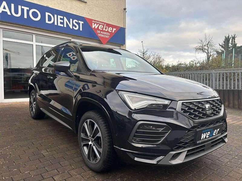 "magic" schwarz Gebraucht 2024 Seat Ateca FR SUV | 29.860 € (Fairer Preis) - Bild 1/4