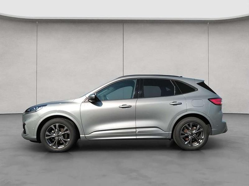 Gebraucht Ford Kuga ST-Line X 150 PS (110 kW) 2023 Solar silver metallic SUV