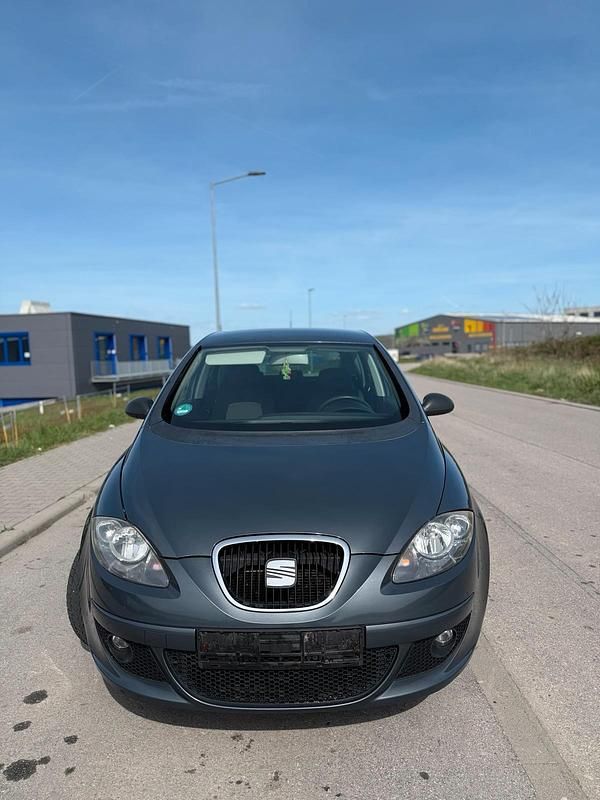 Gebraucht Seat Altea 105 PS (77 kW) 2006 Grau Van / Kleinbus