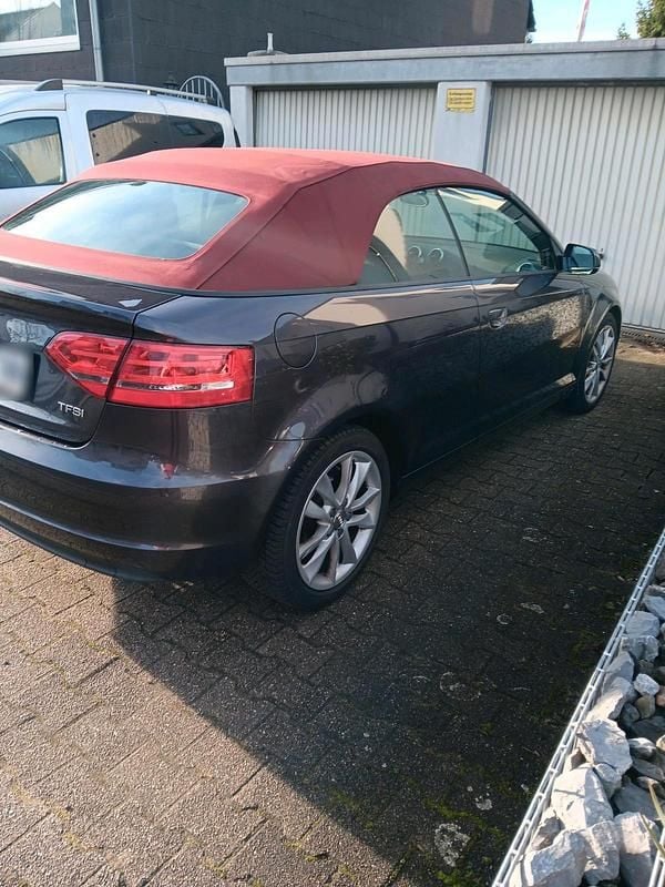 Gebraucht Audi A3 Cabriolet 160 PS (117 kW) 2011 Andere farben Cabrio