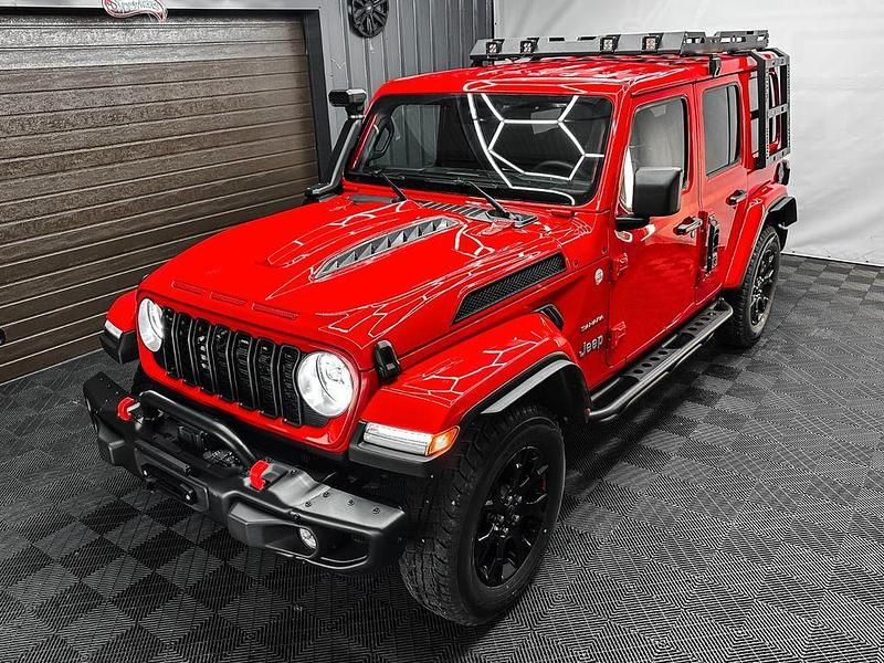 Gebraucht Jeep Wrangler Sahara 306 PS (225 kW) 2024 Rot SUV