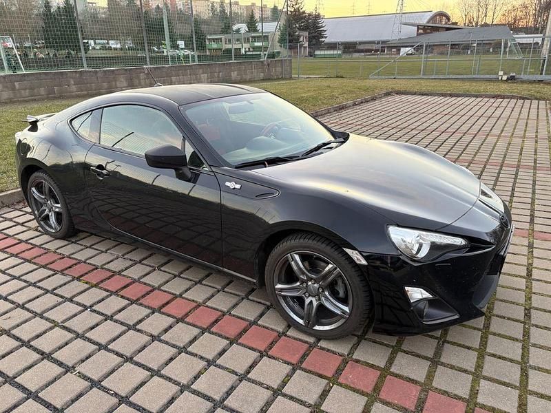 Schwarz Gebraucht 2013 Toyota GT86 GT | 17.000 € (Etwas zu teuer) - Bild 1/4