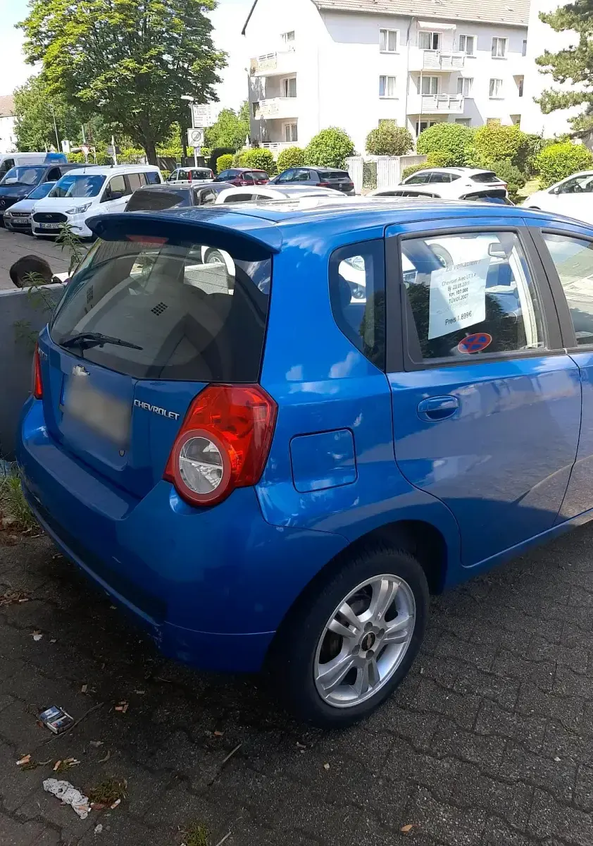 Gebraucht Chevrolet Aveo 100 PS (73 kW) 2011 Blau Kleinwagen