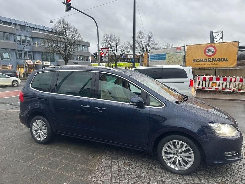 Gebraucht VW Sharan Highline 170 PS (125 kW) 2012 Blau Van / Kleinbus