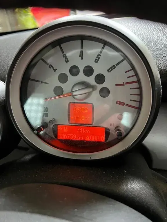 Gebraucht Mini One Cabriolet 120 PS (88 kW) 2010 Gelb Cabrio