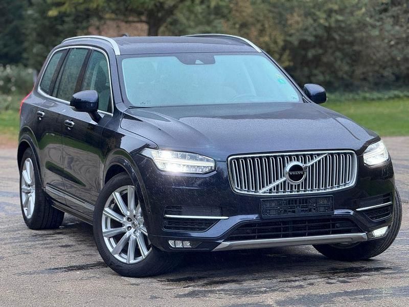 Blau Gebraucht 2016 Volvo XC90 Inscription SUV | 18.099 € - Bild 1/4