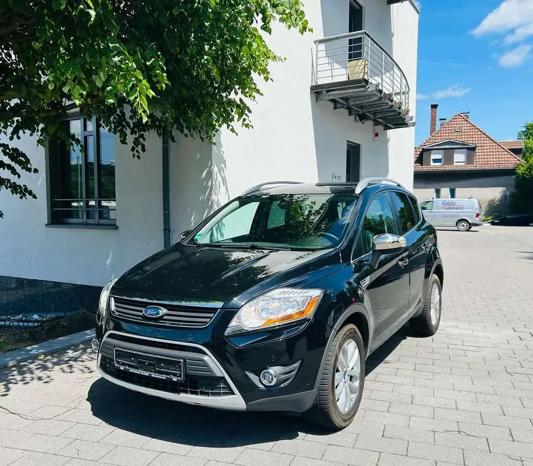 Gebraucht Ford Kuga Titanium 140 PS (102 kW) 2011 Schwarz SUV