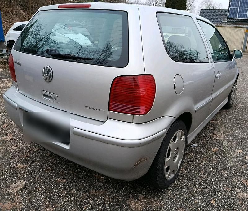 Gebraucht VW Polo 50 PS (36 kW) 2000 Silber Kleinwagen