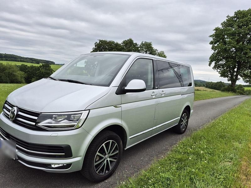 Silber Gebraucht 2019 VW T6.1 Comfortline Van | 40.000 € - Bild 1/4
