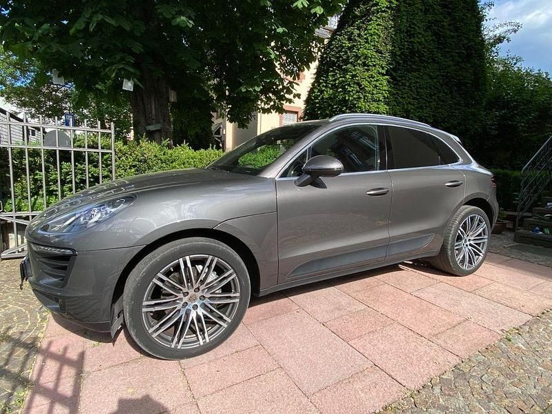 Gebraucht Porsche Macan S 258 PS (189 kW) 2015 Grau SUV