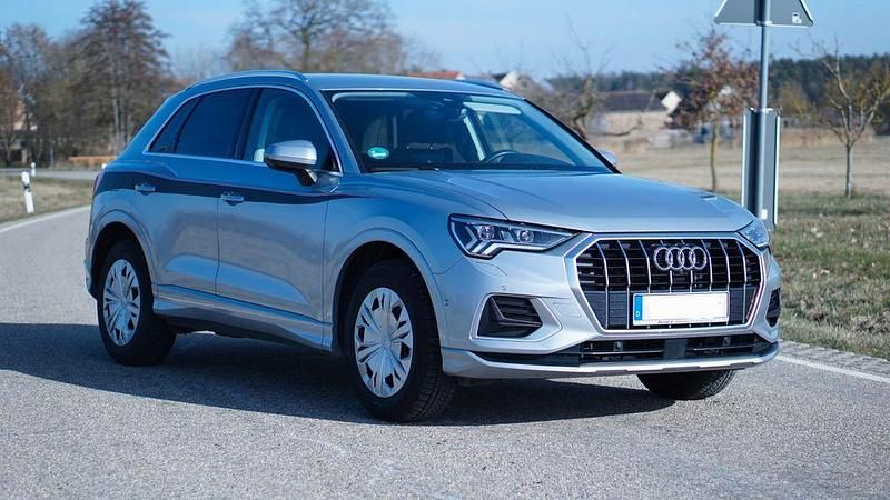 Gebraucht Audi Q3 Advanced 150 PS (110 kW) 2019 Silber SUV