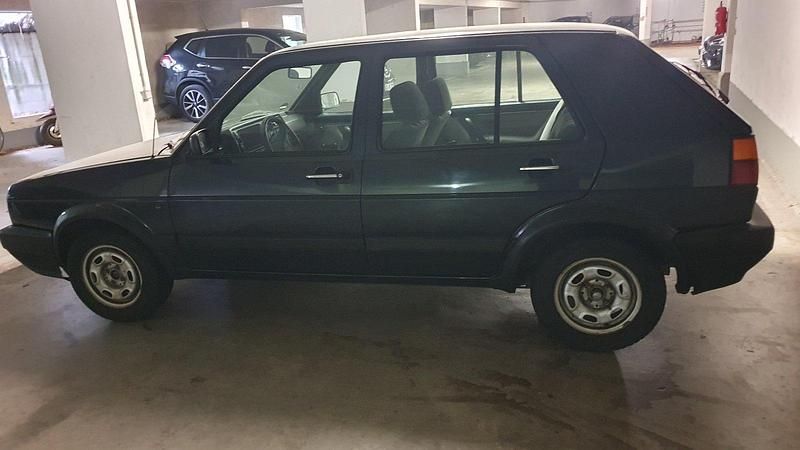 Blau Gebraucht 1990 VW Golf II Kleinwagen | 5.900 € - Bild 1/4
