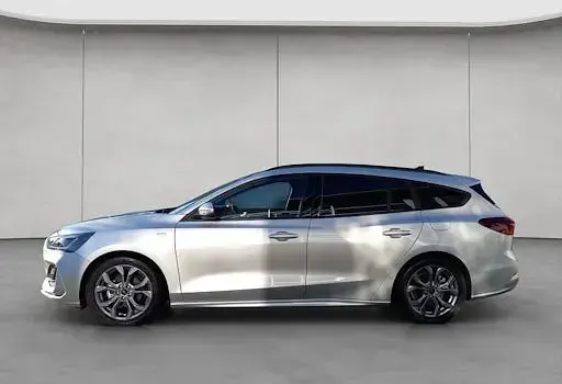 Gebraucht Ford Focus ST-Line X 155 PS (114 kW) 2024 Silber Kombi