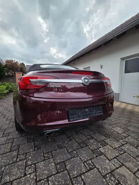 Gebraucht Opel Cascada Edition 140 PS (102 kW) 2013 Rot Cabrio