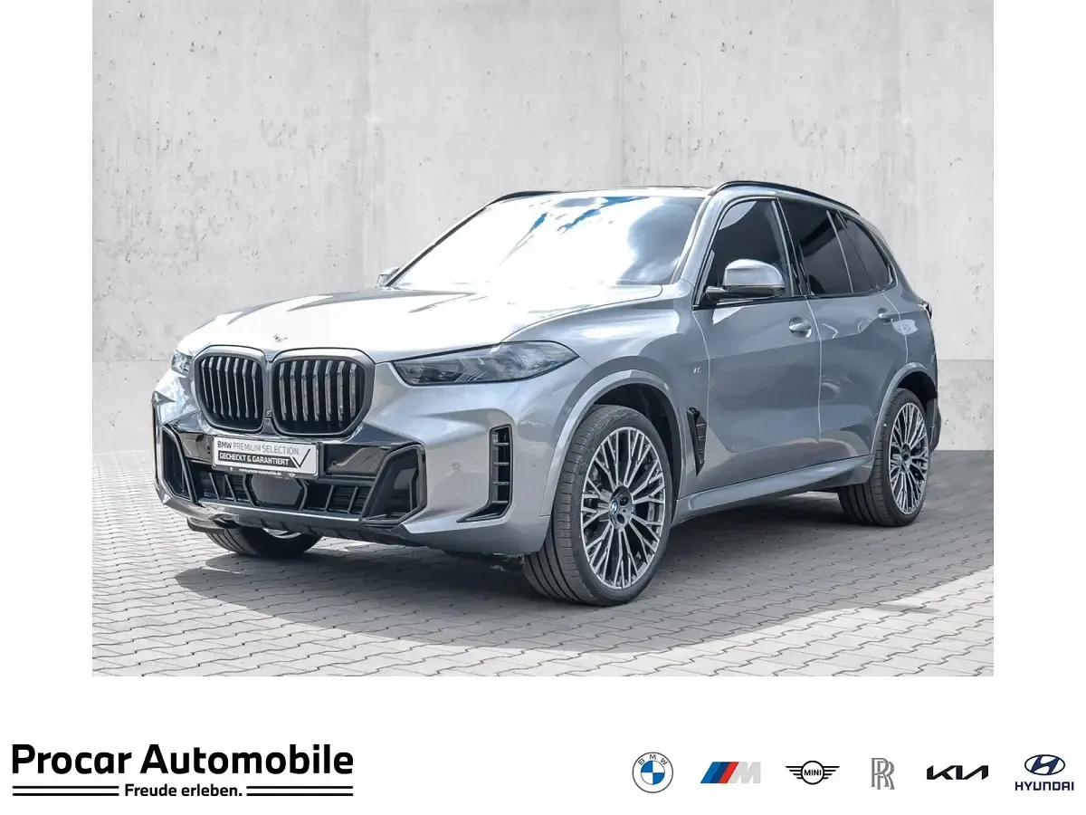 Gebraucht BMW X5 M Sport 360 PS (264 kW) 2025 SUV