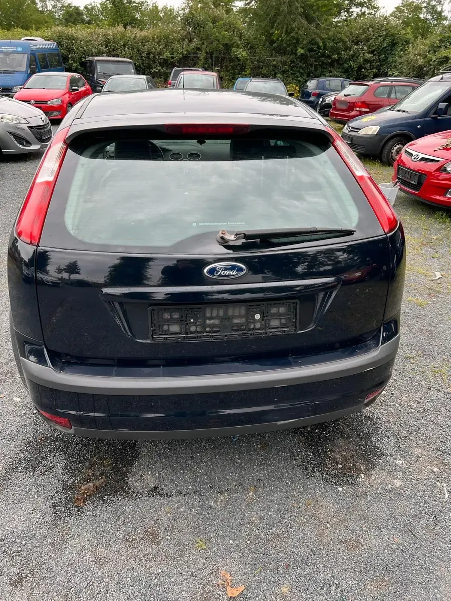 Gebraucht Ford Focus 145 PS (106 kW) 2007 Blau Limousine