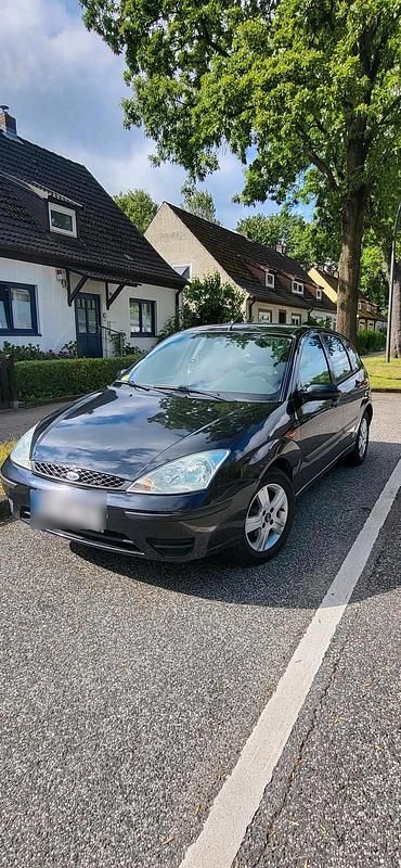 Schwarz Gebraucht 2003 Ford Focus Limousine | 800 € (Guter Preis) - Bild 1/4