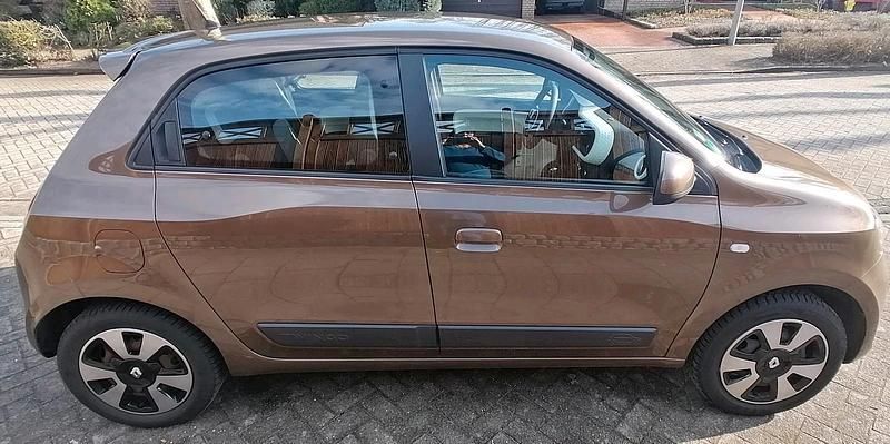 Gebraucht Renault Twingo Dynamique 71 PS (52 kW) 2015 Braun Kleinwagen