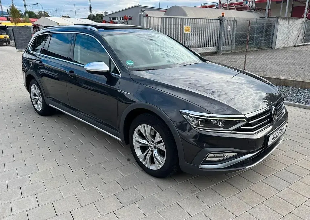 Gebraucht VW Passat 190 PS (139 kW) 2019 Grau Limousine