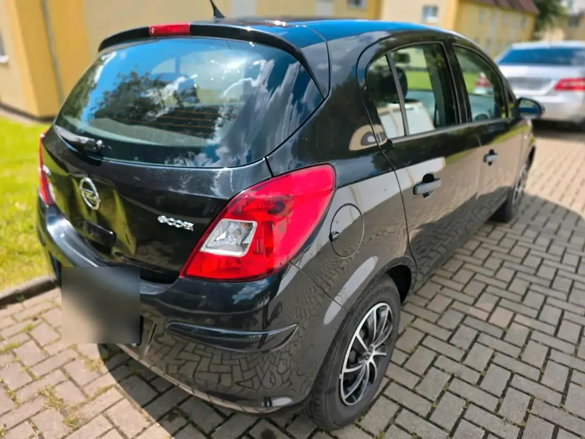 Gebraucht Opel Corsa 70 PS (51 kW) 2014 Schwarz Kleinwagen