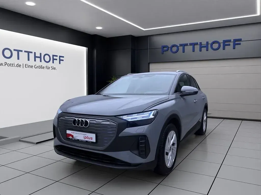 Second-hand Audi Q4 e-tron Ambiente 125 kW (170 CP) 2023 SUV