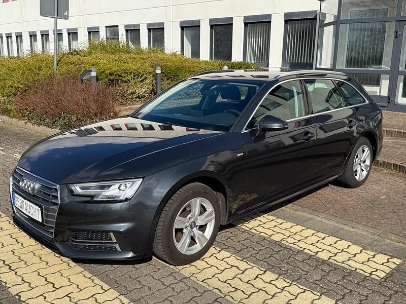Grau Gebraucht 2017 Audi A4 S-Line Kombi | 13.990 € (Guter Preis) - Bild 1/4