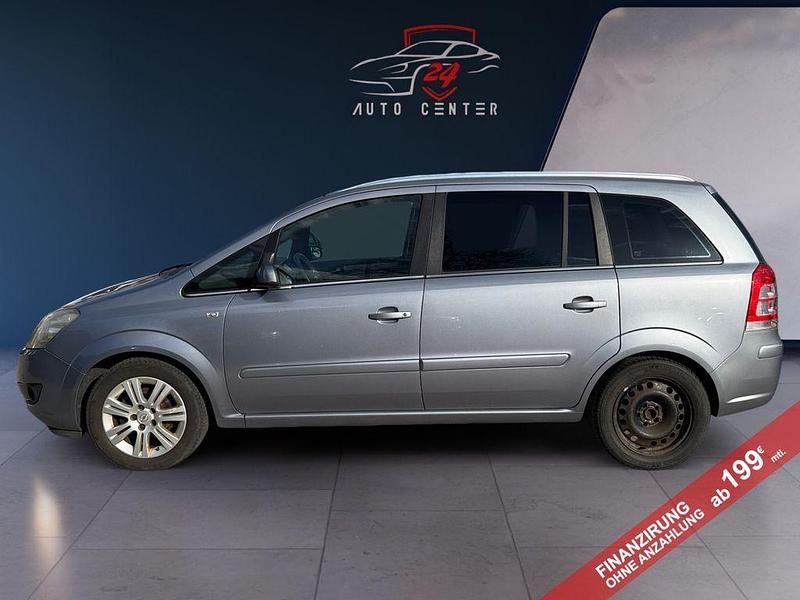Gebraucht Opel Zafira Innovation 140 PS (102 kW) 2009 Lichtsilber m2 Van / Kleinbus