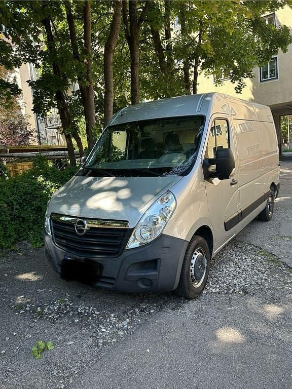 Grau Gebraucht 2014 Opel Movano Van | 12.500 € - Bild 1/4