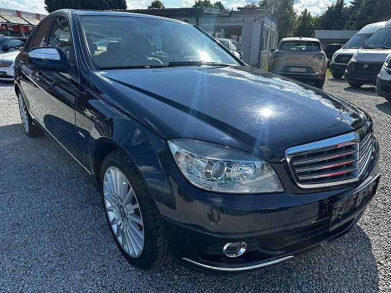 Tansanitblau metalliclack Gebraucht 2008 Mercedes C220 Elegance Limousine | 11.999 € (Etwas zu teuer) - Bild 1/4
