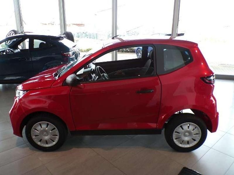 Nuova Aixam AMBITION Pack 2026 Rosso Utilitaria