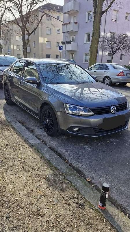 Gebraucht 2011 VW Jetta Comfortline Limousine | 5.200 € (Fairer Preis) - Bild 1/4