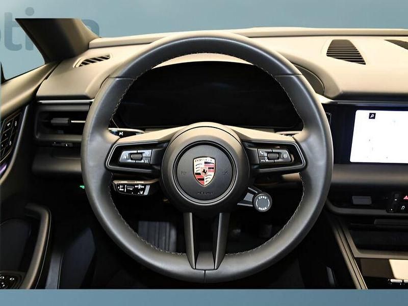 Gebraucht Porsche Macan 330 kW (449 PS) 2024 Schwarz SUV