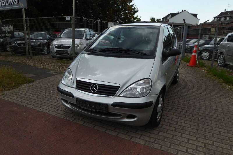 Silber Gebraucht 2001 Mercedes A170 Classic Kleinwagen | 2.800 € (Teuer) - Bild 1/4