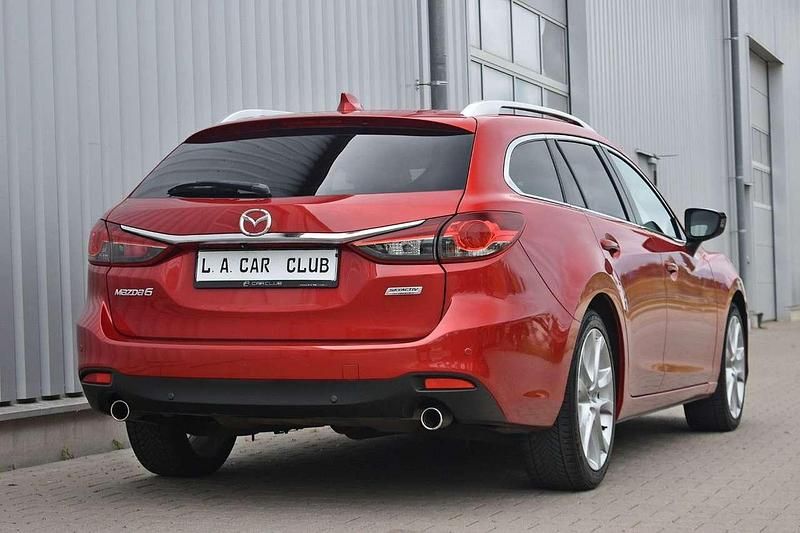 Gebraucht Mazda 6 175 PS (128 kW) 2012 Rot Kombi
