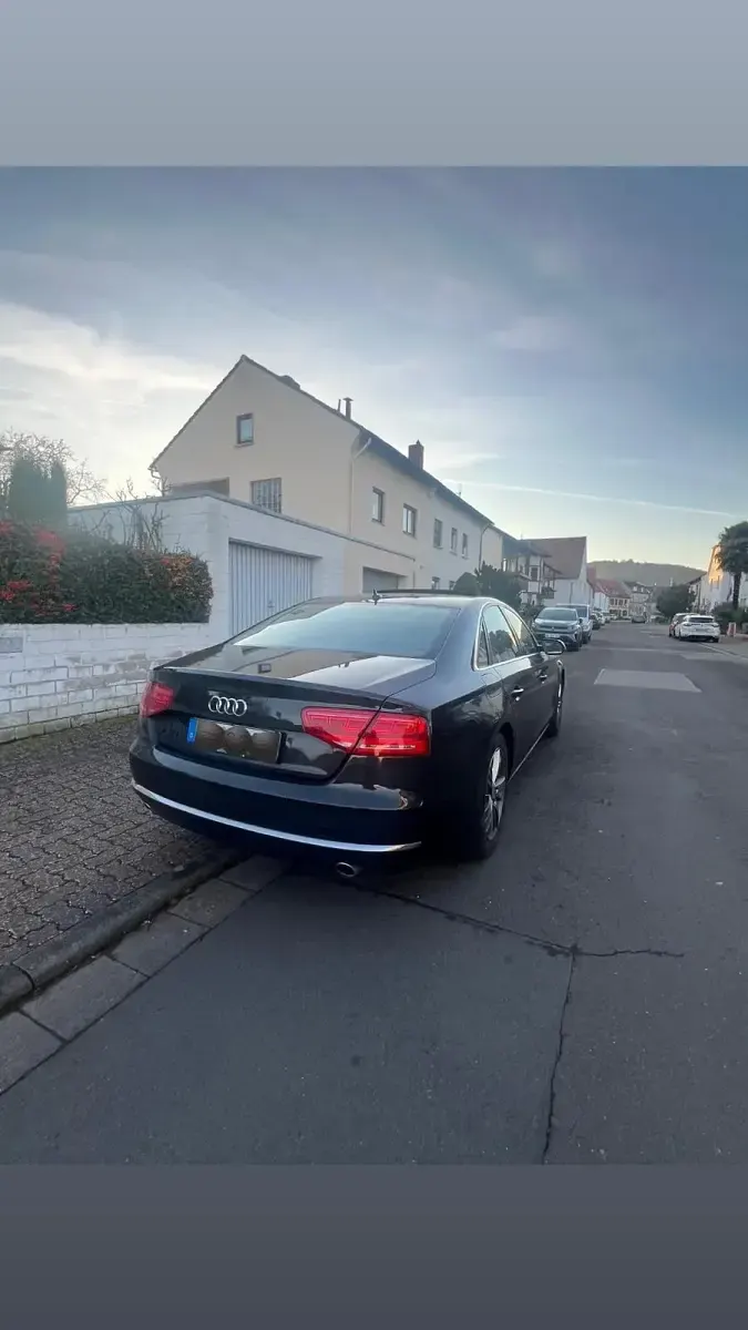 Gebraucht Audi A8 Comfort 250 PS (183 kW) 2011 Andere farben Limousine