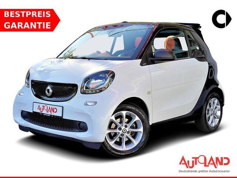 Weiß Gebraucht 2017 Smart ForTwo Cabrio Cabrio | 12.490 € (Fairer Preis) - Bild 1/4