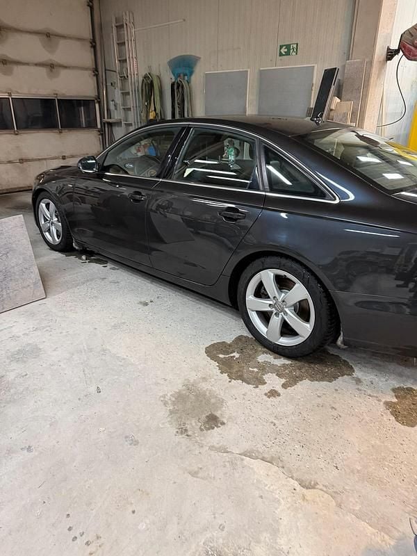 Gebraucht Audi A6 S-Line 245 PS (180 kW) 2011 Grau Limousine