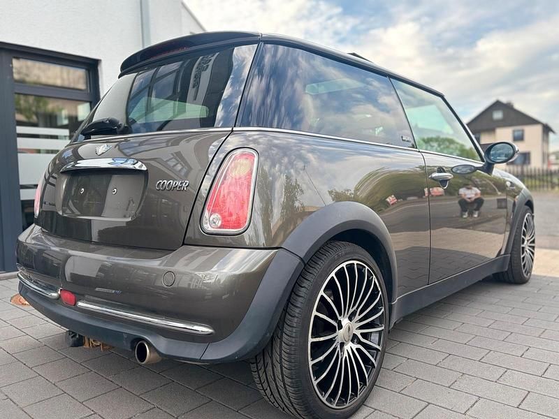 Usata Mini Cooper 116 CV (85 kW) 2006 Andere farben Utilitaria
