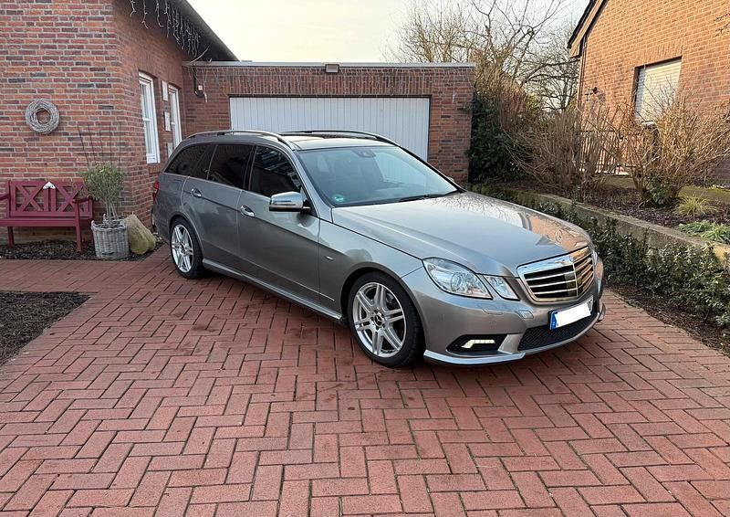 Gebraucht Mercedes E350 AMG 231 PS (169 kW) 2010 Silber Kombi