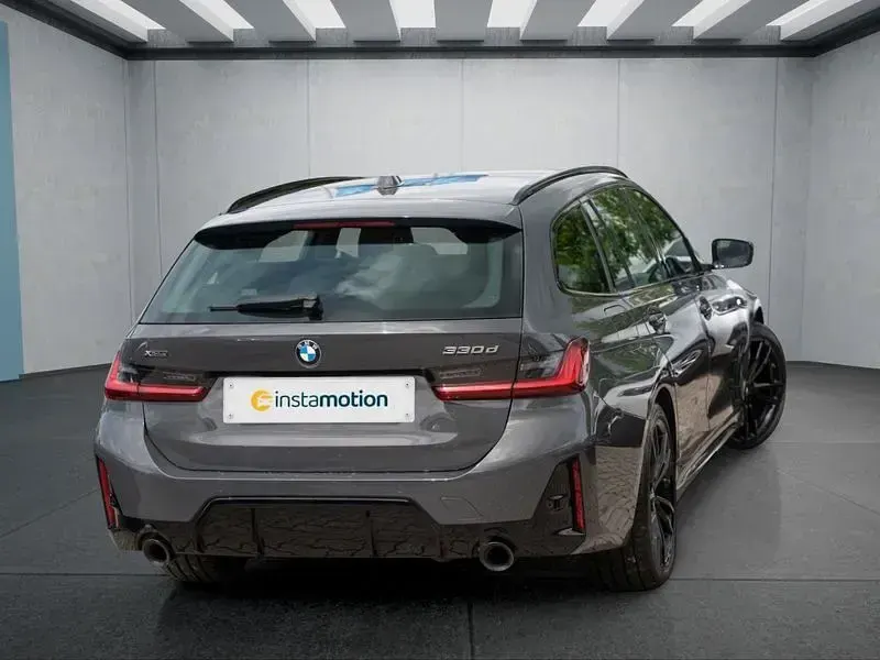 Gebraucht BMW 330 286 PS (210 kW) 2023 Grau Kombi
