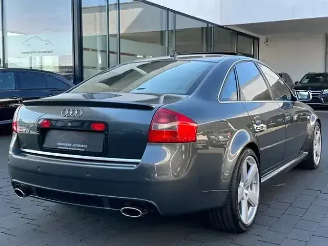 Gebraucht Audi RS6 Design 450 PS (330 kW) 2002 Daytonagrau perleffekt Limousine