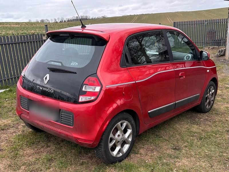 Gebraucht Renault Twingo 90 PS (66 kW) 2015 Rot Kleinwagen