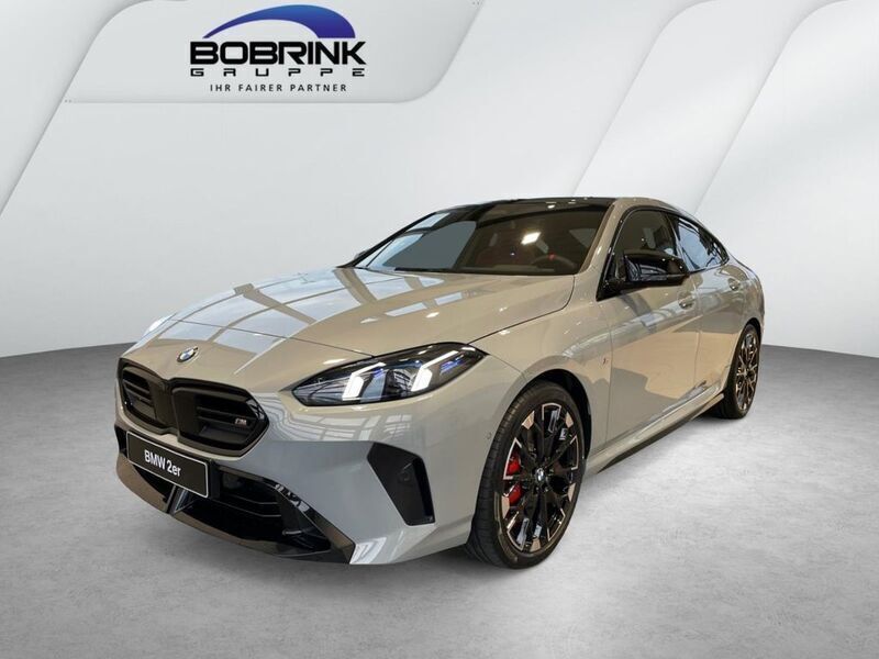 Grau Neu 2025 BMW M235 M Sport Coupé | 55.600 € (Superpreis) - Bild 1/4