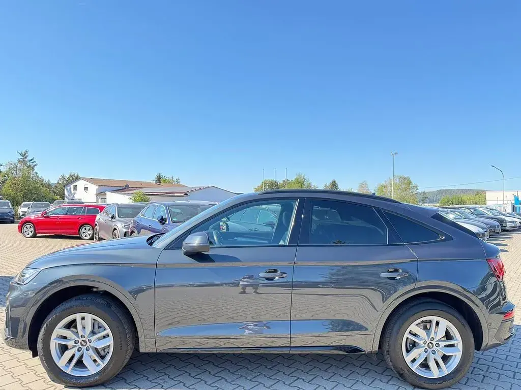 Gebraucht Audi Q5 Sportback Sport 204 PS (150 kW) 2022 Grau SUV