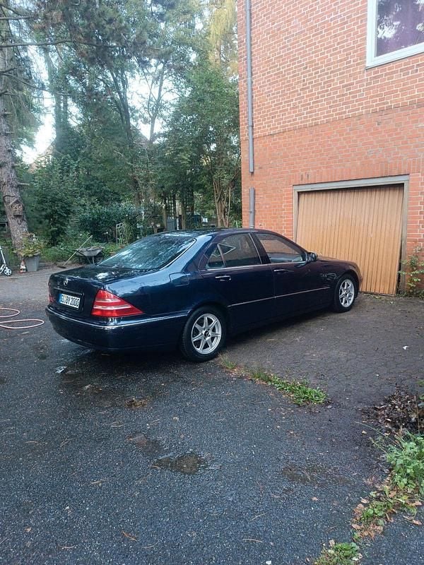 Blau Gebraucht 2001 Mercedes S430 Limousine | 2.200 € (Superpreis) - Bild 1/4