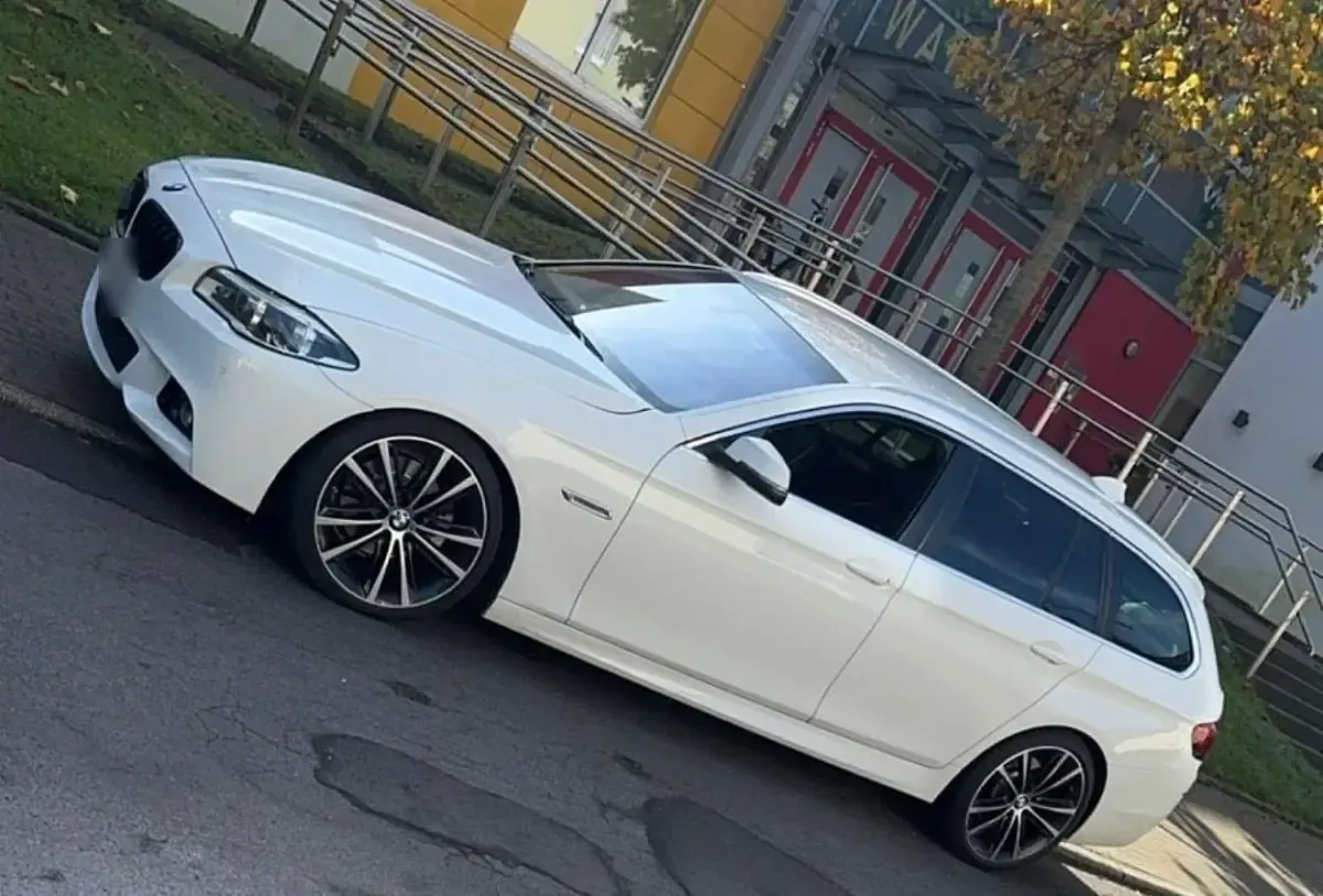 Gebraucht BMW 520 190 PS (139 kW) 2016 Weiß Kombi