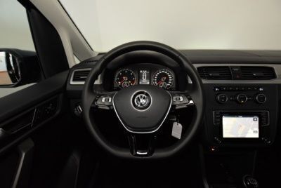 Gebraucht VW Caddy Comfortline 102 PS (75 kW) 2019 Grün metallic Van / Kleinbus