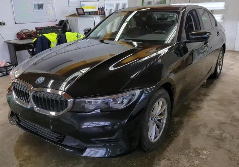 Gebraucht BMW 320 Advantage 190 PS (139 kW) 2021 Schwarz Limousine